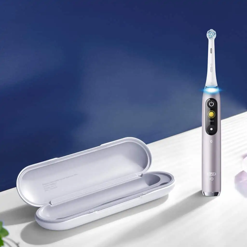 Ku kefke Oral-B iO Series 9 je aj praktické cestovné puzdro Power2Go