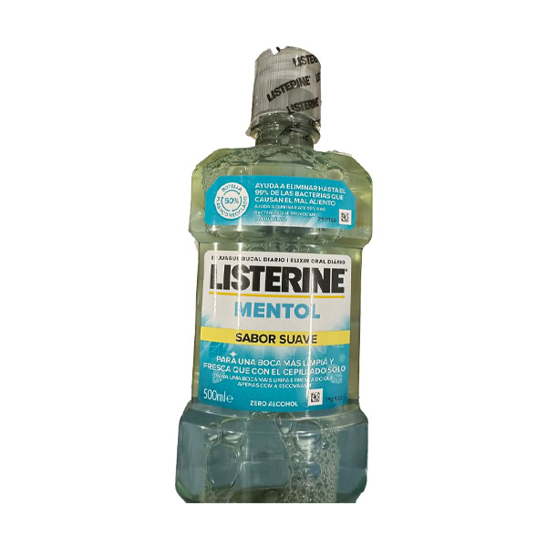 Listerine ústna voda Mentol 500ml 500ml fľaša Listerine ústna voda Mentol so štítkom Sabor Suave, Zero Alcohol, uzavretým vrchnákom a španielskym textom.