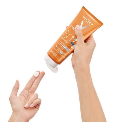 Ako používať VICHY Capital Soleil hydratačné ochranné mlieko pre deti na tvár a telo SPF50+