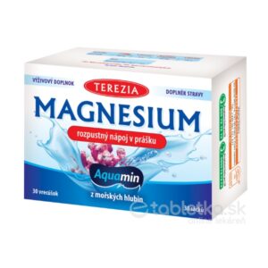Balenie TEREZIA Magnézium rozpustný nápoj v prášku 30 vrecúšok, s grafikou vody a granátového jablka, označené Aquamim Complex.