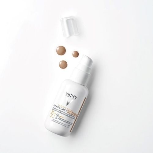 Ako používať VICHY Capital Soleil UV-AGE Daily Pigment stredne tmavý tónovaný fluid