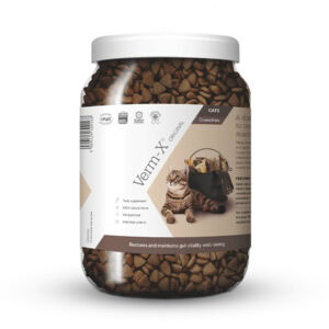 Plastový pohár Verm-X granule 650g proti črevným parazitom pre mačky, etiketa s obrázkom mačky a údajmi o použití.